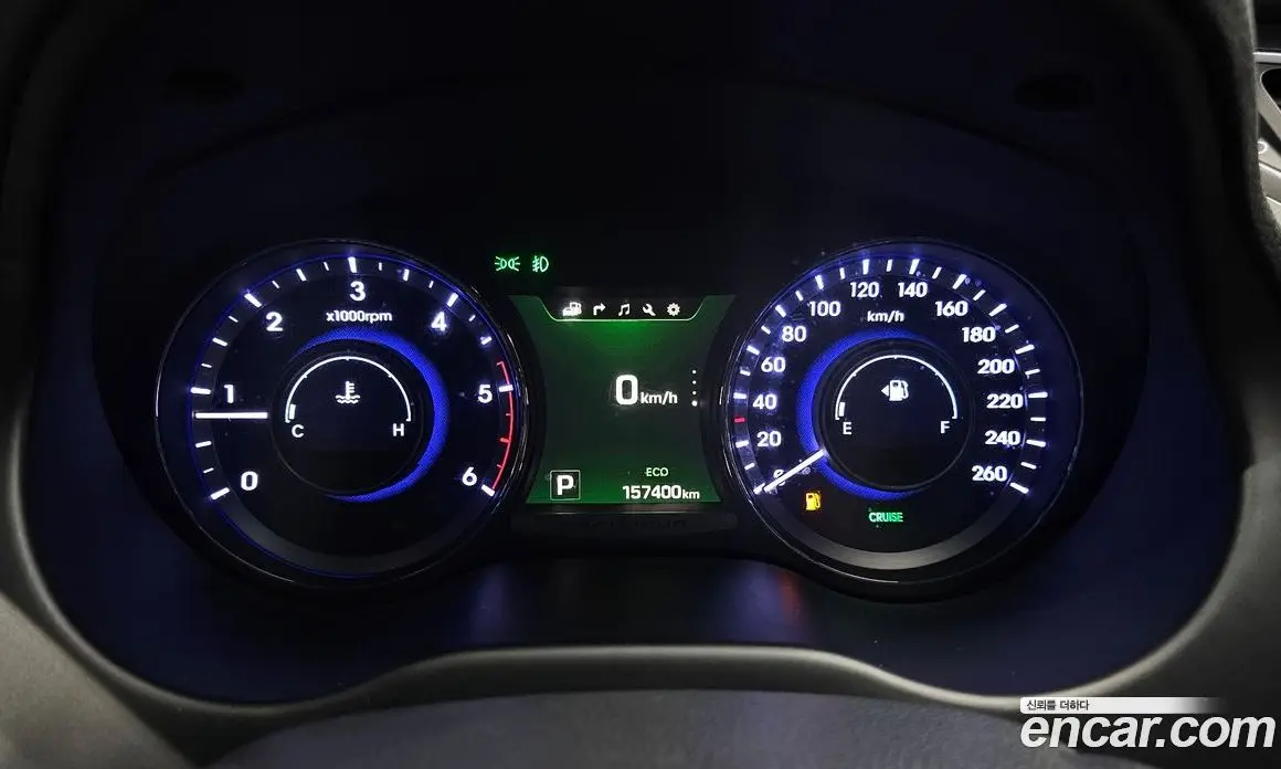 Hyundai Grandeur 2015 2.2 автомат (гидро), фото 8