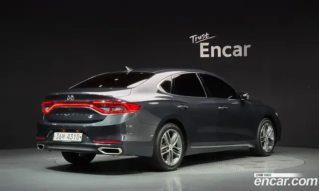 Hyundai Grandeur 2017 2.4 автомат (гидро), миниатюра 2
