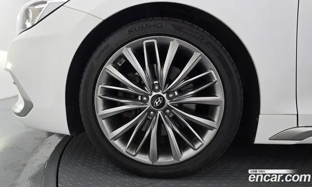 Hyundai Grandeur 2017 2.4 автомат (гидро), миниатюра 5