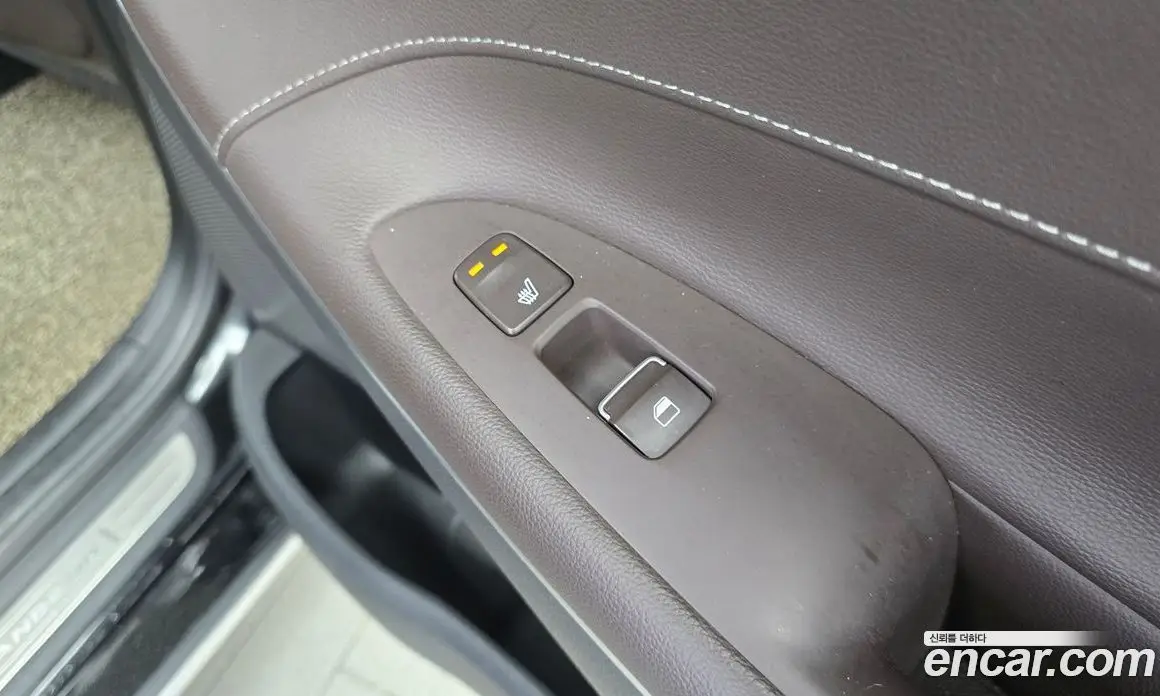 Hyundai Grandeur 2017 2.4 автомат (гидро), фото 19