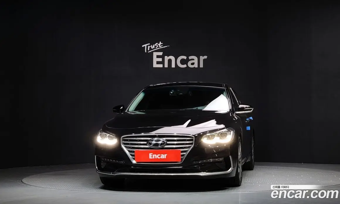 Hyundai Grandeur 2017 2.4 автомат (гидро), фото 3