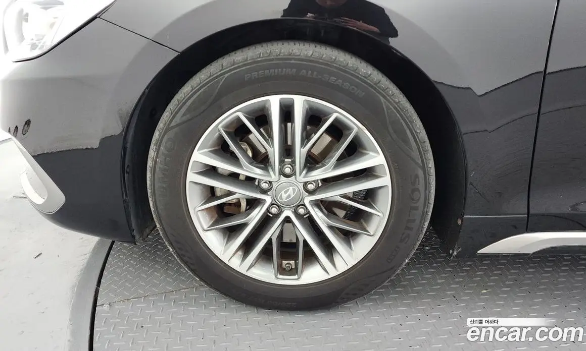 Hyundai Grandeur 2018 2.4 автомат (гидро), фото 5