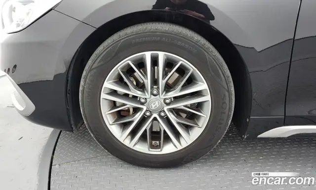 Hyundai Grandeur 2018 2.4 автомат (гидро), миниатюра 5
