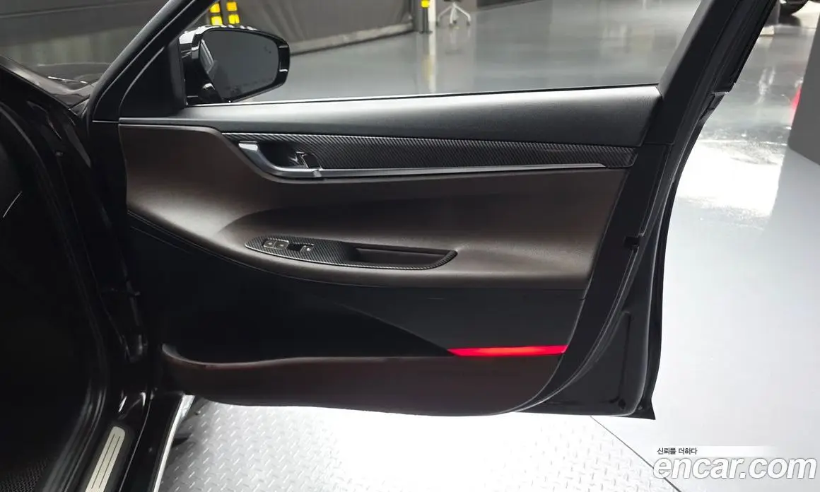 Hyundai Grandeur 2018 2.2 автомат (гидро), фото 14