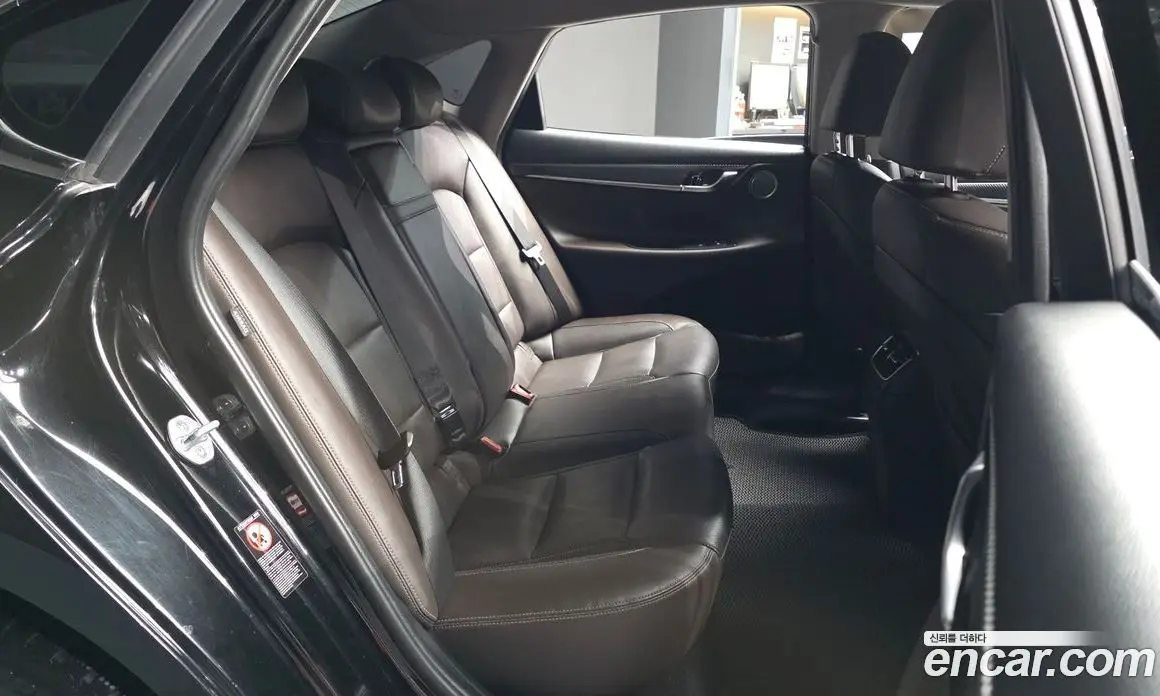 Hyundai Grandeur 2018 2.2 автомат (гидро), фото 18