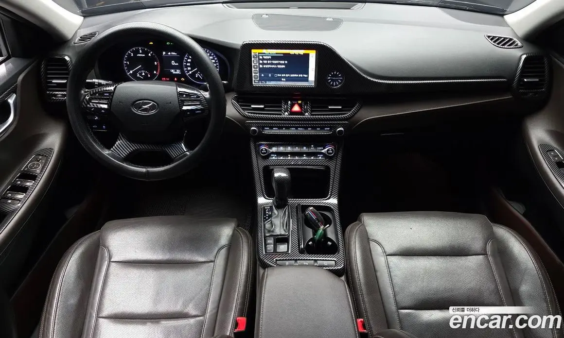 Hyundai Grandeur 2018 2.2 автомат (гидро), фото 10