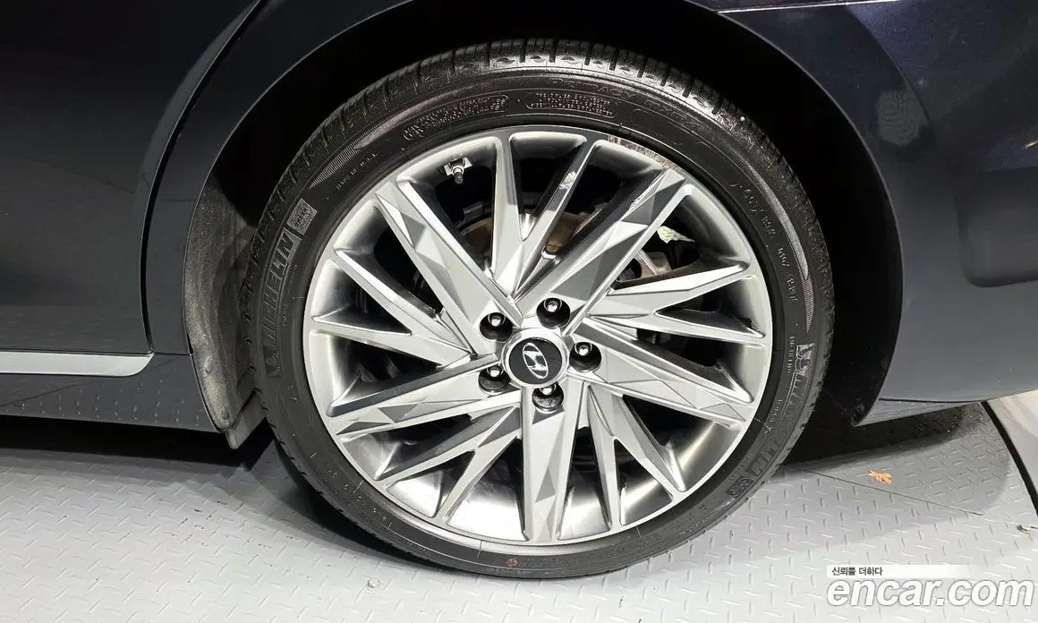 Hyundai Grandeur 2019 3.3 автомат (гидро), фото 7 Hyundai Grandeur 2019 3.3 автомат (гидро), фото 7