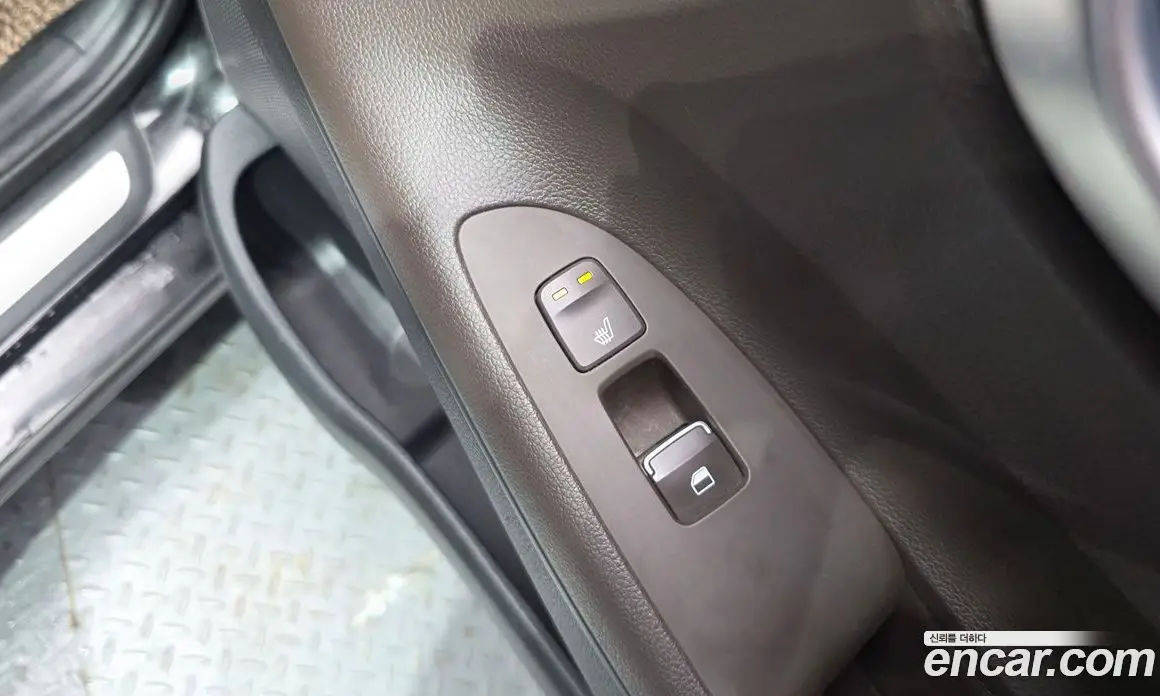 Hyundai Grandeur 2019 2.4 автомат (гидро), фото 19