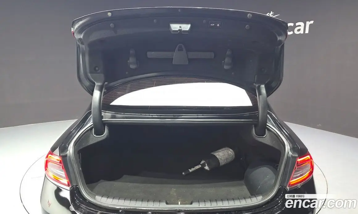 Hyundai Grandeur 2019 2.4 автомат (гидро), фото 20