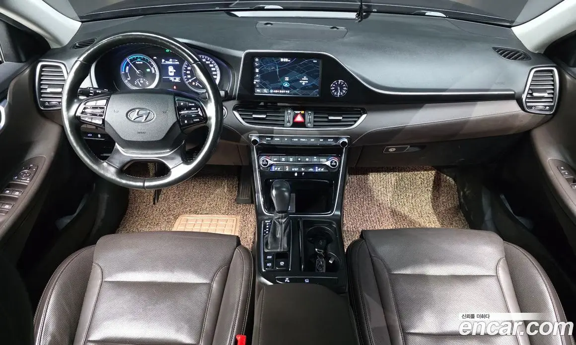 Hyundai Grandeur 2019 2.4 автомат (гидро), фото 7