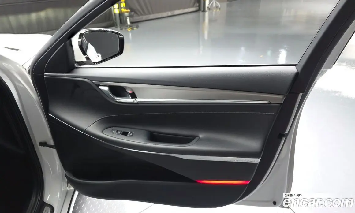 Hyundai Grandeur 2020 2.5 автомат (гидро), фото 14