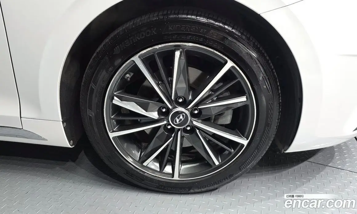 Hyundai Grandeur 2020 2.5 автомат (гидро), фото 7