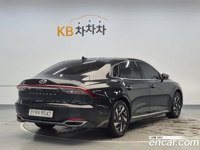 Hyundai Grandeur 2021 2.4 автомат (гидро), миниатюра 3 Hyundai Grandeur 2021 2.4 автомат (гидро), миниатюра 3