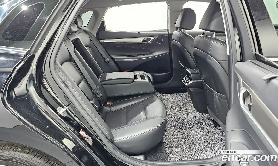 Hyundai Grandeur 2022 3.3 автомат (гидро), фото 11