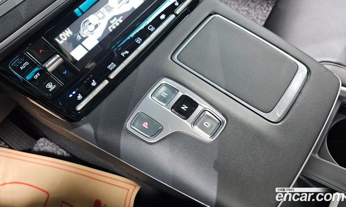 Hyundai Grandeur 2022 3.3 автомат (гидро), фото 9