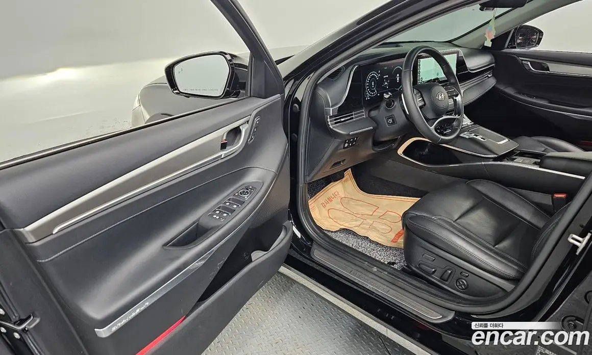 Hyundai Grandeur 2022 3.3 автомат (гидро), фото 10
