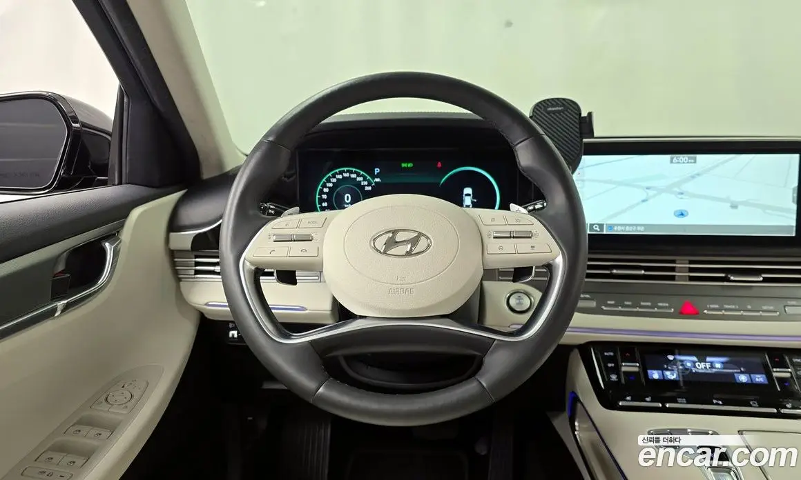Hyundai Grandeur 2022 2.5 автомат (гидро), фото 13