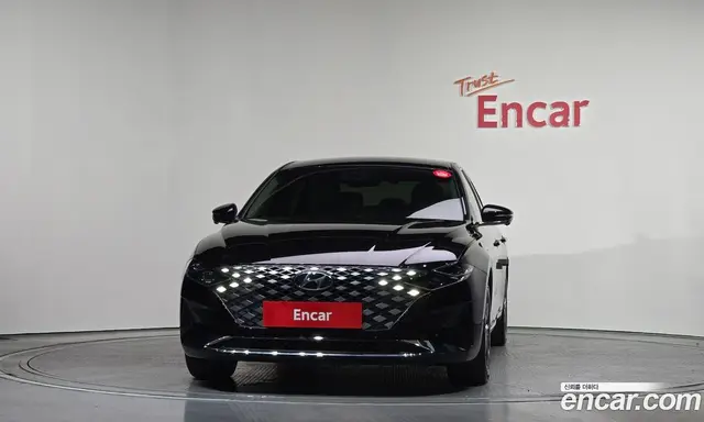 Hyundai Grandeur 2022 2.5 автомат (гидро), миниатюра 3