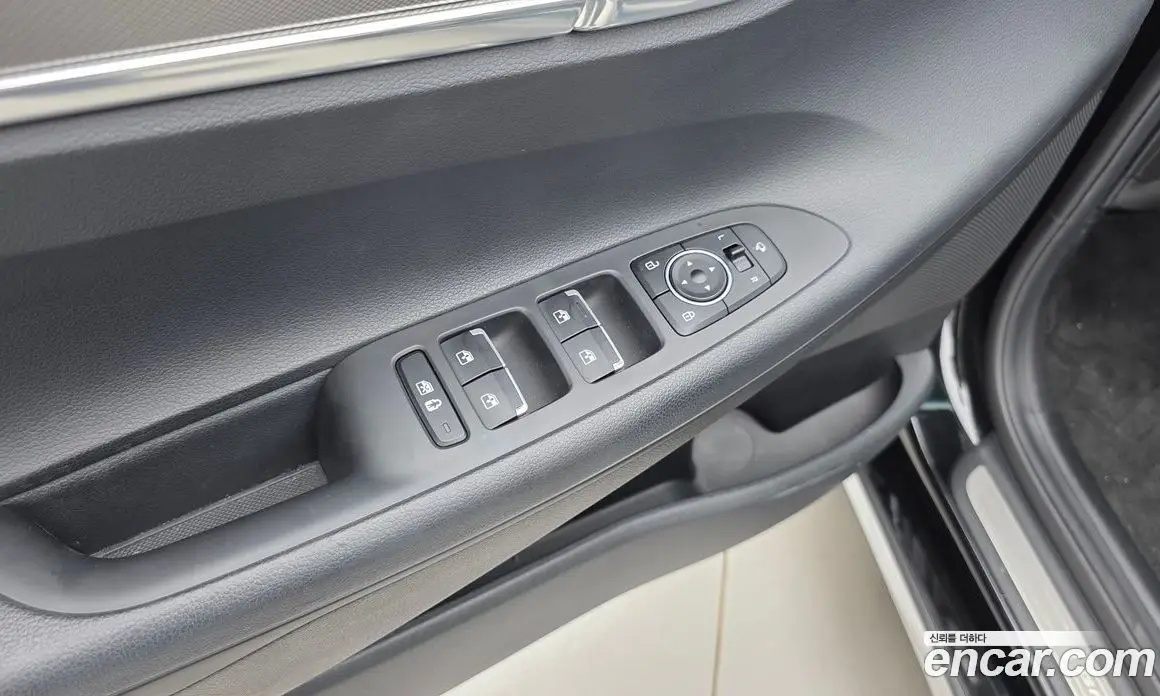 Hyundai Grandeur 2022 2.5 автомат (гидро), фото 17