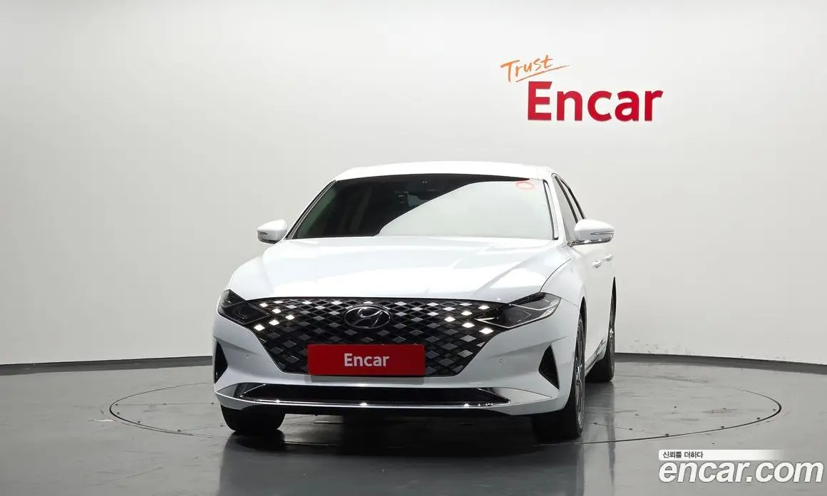 Hyundai Grandeur 2022 3.0 автомат (гидро), фото 3