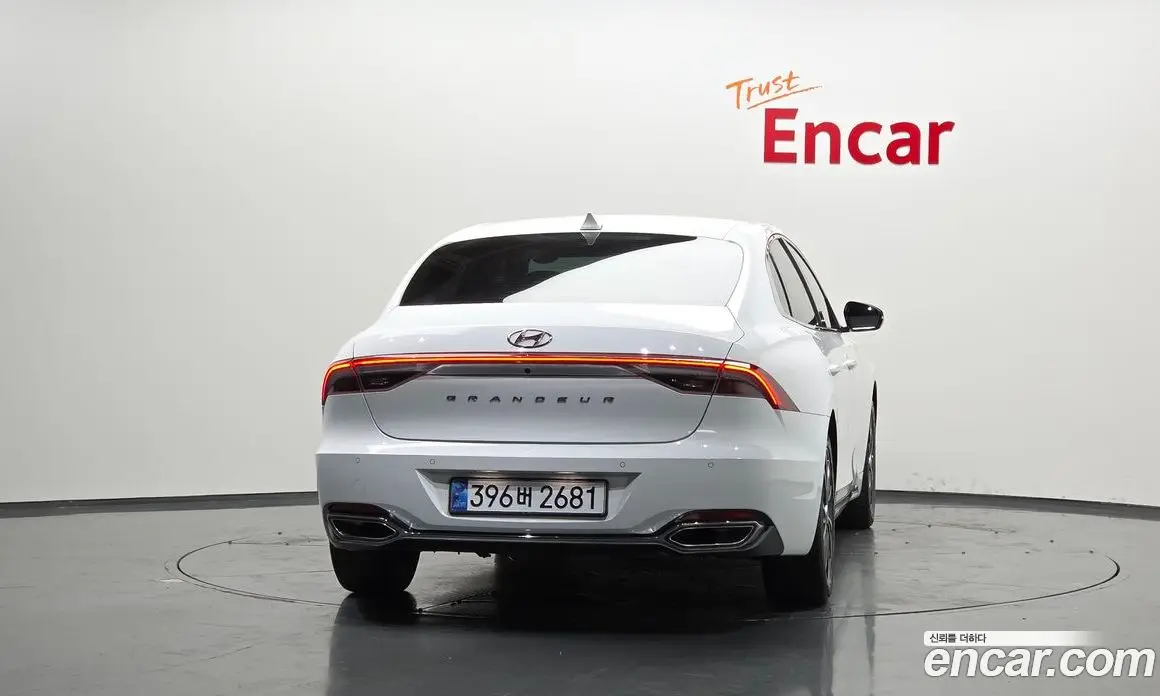 Hyundai Grandeur 2022 3.0 автомат (гидро), фото 4