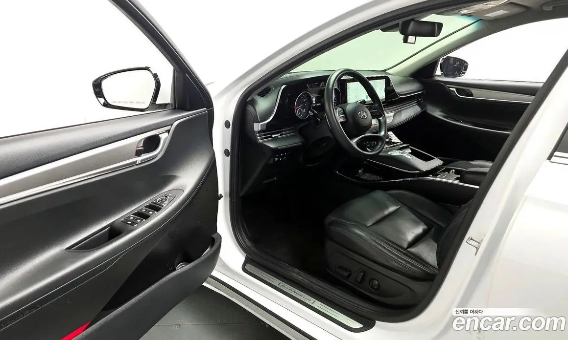 Hyundai Grandeur 2022 3.0 автомат (гидро), фото 10