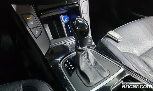 Hyundai i40 2012 2.0 автомат (гидро), миниатюра 9