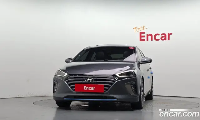 Hyundai Ioniq 2017 1.6 автомат (гидро), миниатюра 3