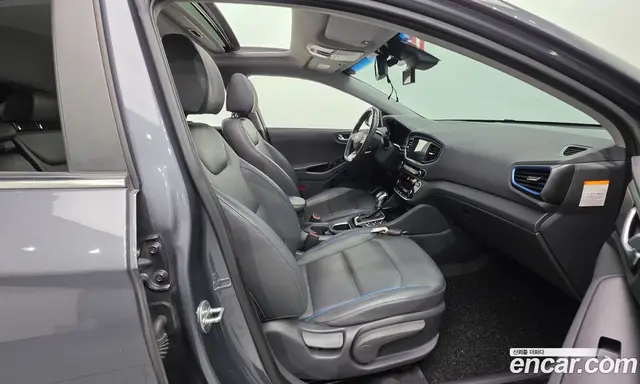 Hyundai Ioniq 2017 1.6 автомат (гидро), миниатюра 10
