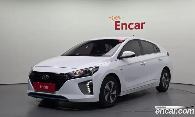 Hyundai Ioniq, 2019, 166 180 км