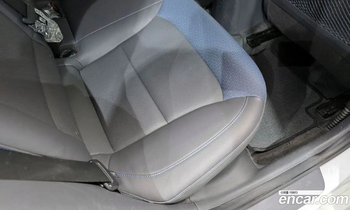 Hyundai Ioniq 2019 1.6 автомат (гидро), фото 16