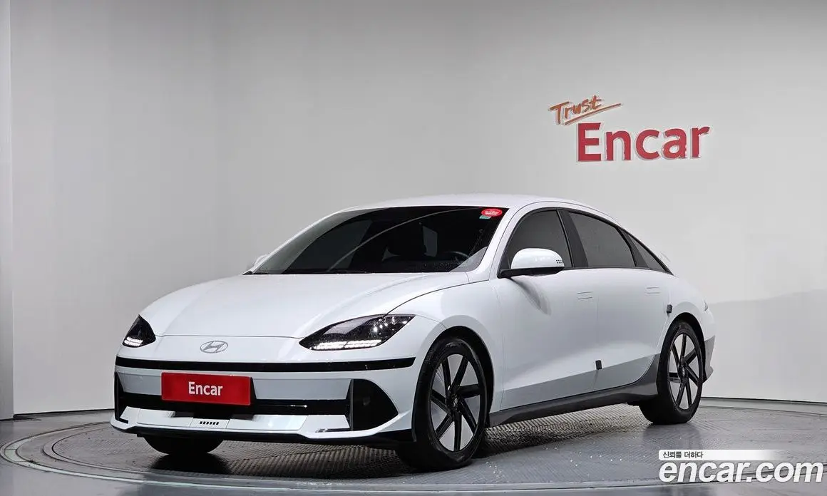 Hyundai Ioniq 6 2022 0.1 автомат (гидро), фото 1 Hyundai Ioniq 6 2022 0.1 автомат (гидро), фото 1