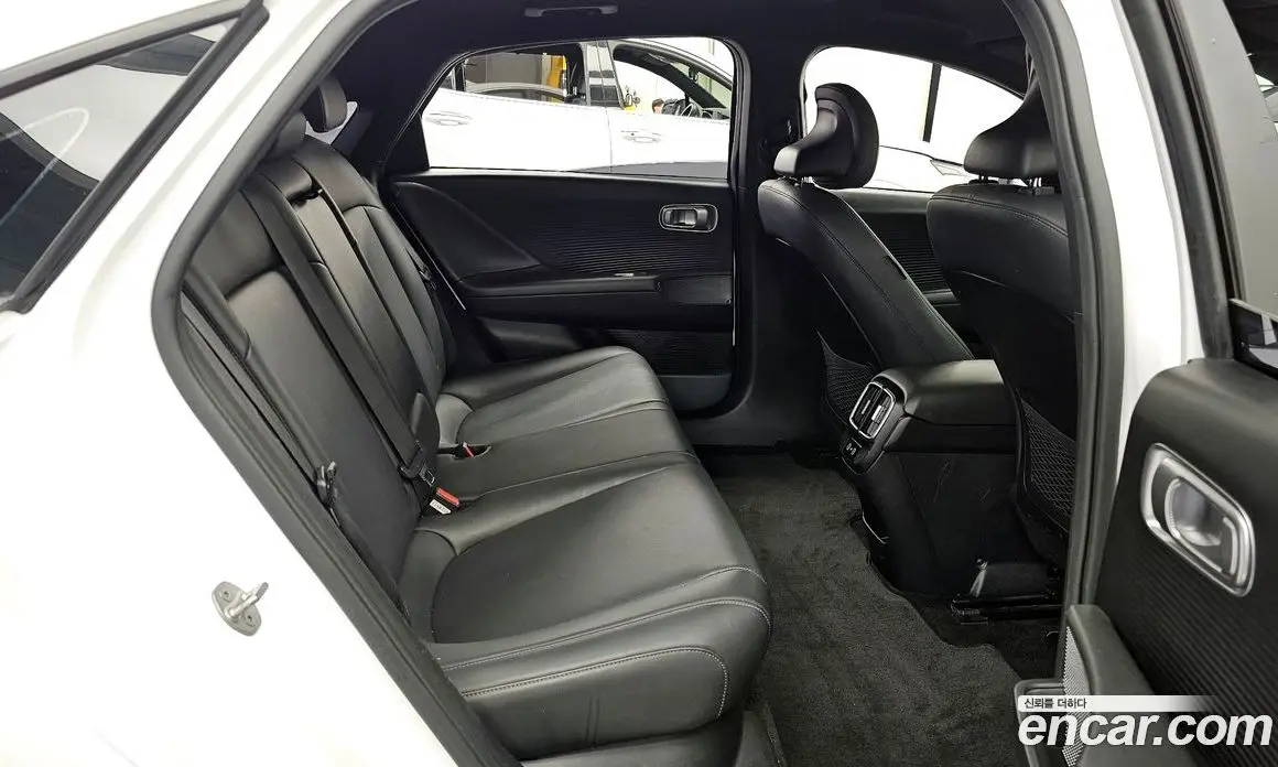 Hyundai Ioniq 6 2022 0.1 автомат (гидро), фото 18 Hyundai Ioniq 6 2022 0.1 автомат (гидро), фото 18