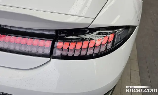 Hyundai Ioniq 6 2022 0.1 автомат (гидро), миниатюра 9 Hyundai Ioniq 6 2022 0.1 автомат (гидро), миниатюра 9