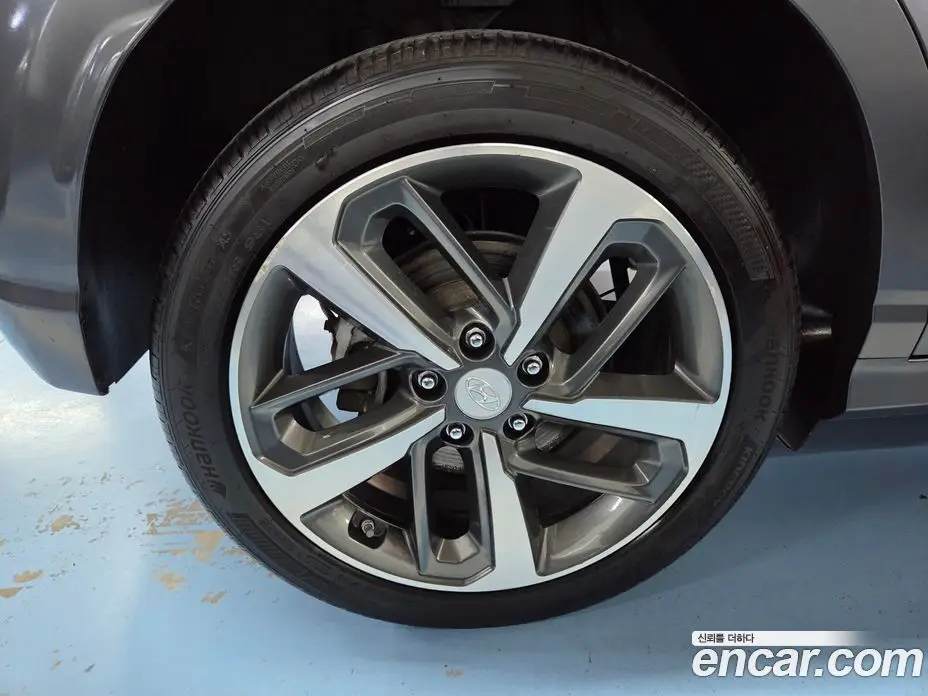 Hyundai Kona 2018 1.6 автомат (гидро), фото 5