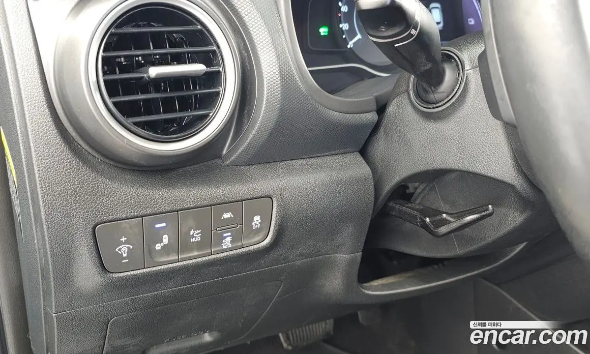 Hyundai Kona 2018 0.2 автомат (гидро), фото 16 Hyundai Kona 2018 0.2 автомат (гидро), фото 16