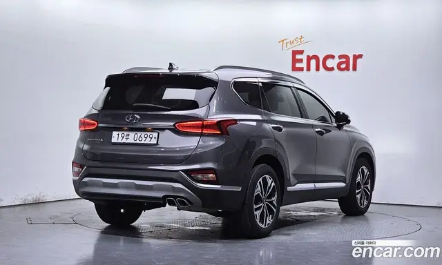 Hyundai Santa Fe 2019 2.0 автомат (гидро), миниатюра 2