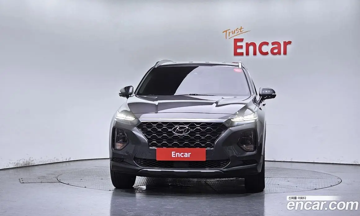 Hyundai Santa Fe 2019 2.0 автомат (гидро), фото 3