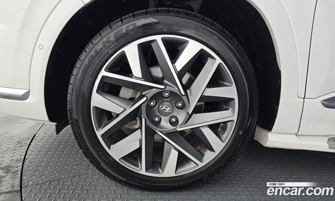 Hyundai Santa Fe 2020 2.2 автомат (гидро), фото 5 Hyundai Santa Fe 2020 2.2 автомат (гидро), фото 5