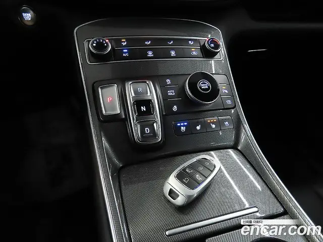 Hyundai Santa Fe 2021 2.2 автомат (гидро), миниатюра 9 Hyundai Santa Fe 2021 2.2 автомат (гидро), миниатюра 9