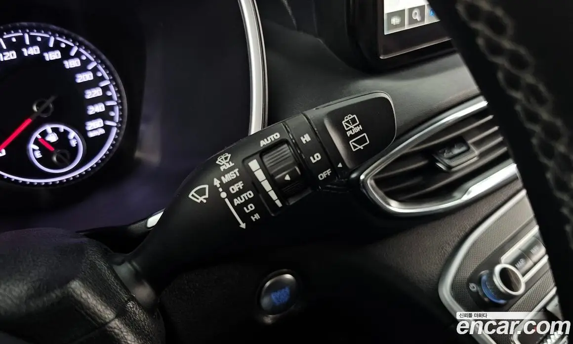 Hyundai Santa Fe 2022 2.2 автомат (гидро), фото 18