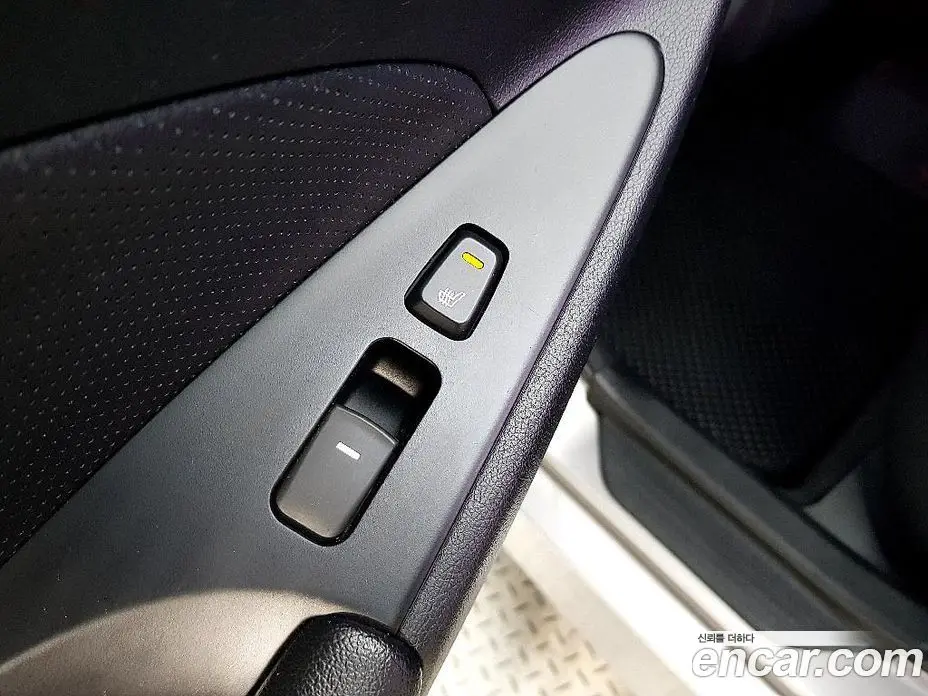 Hyundai Sonata 2014 2.0 автомат (гидро), фото 15