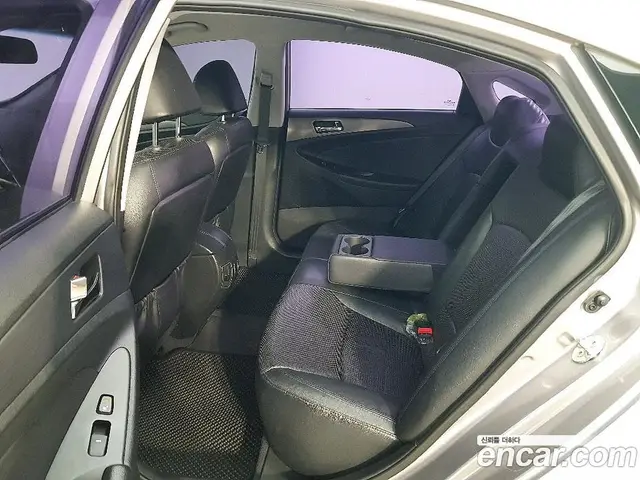 Hyundai Sonata 2014 2.0 автомат (гидро), миниатюра 9