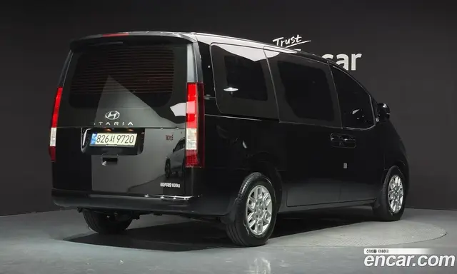 Hyundai Staria 2022 2.2 автомат (гидро), миниатюра 2