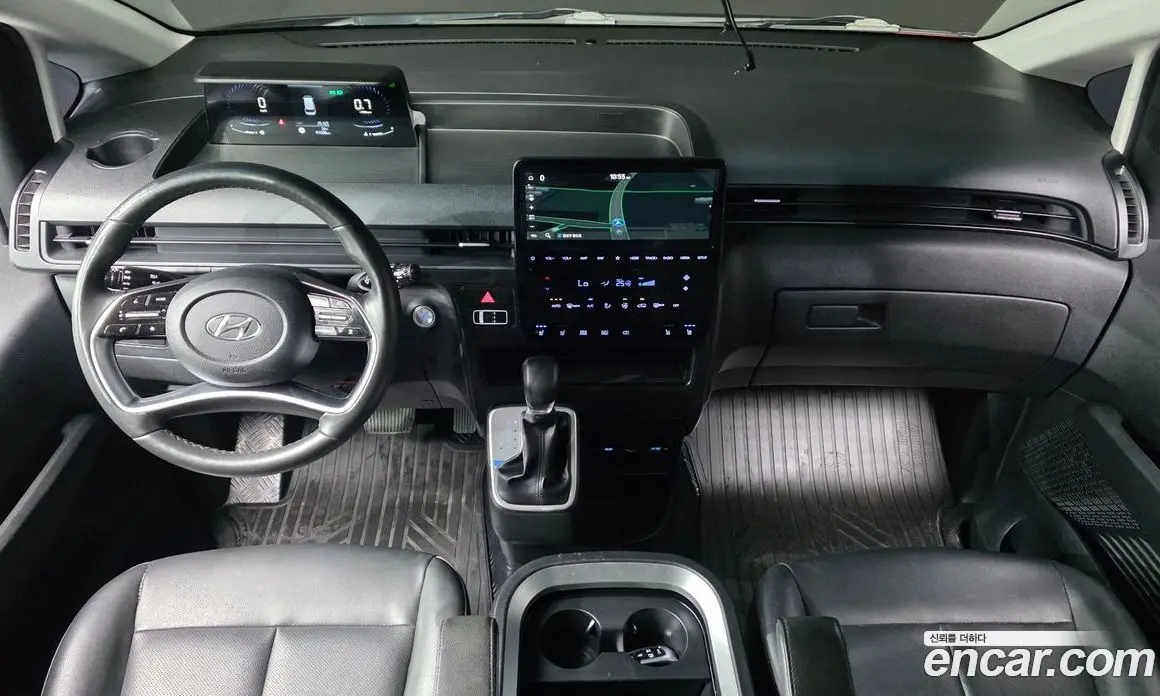 Hyundai Staria 2022 2.2 автомат (гидро), фото 7