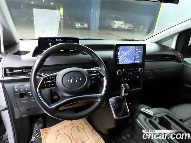 Hyundai Staria 2022 2.2 автомат (гидро), миниатюра 11