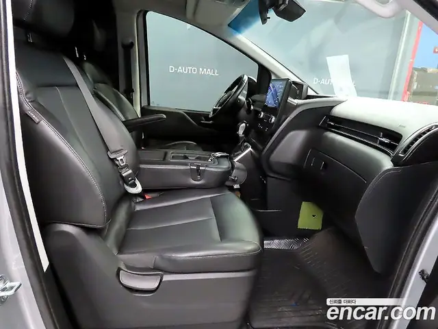 Hyundai Staria 2022 2.2 автомат (гидро), миниатюра 12