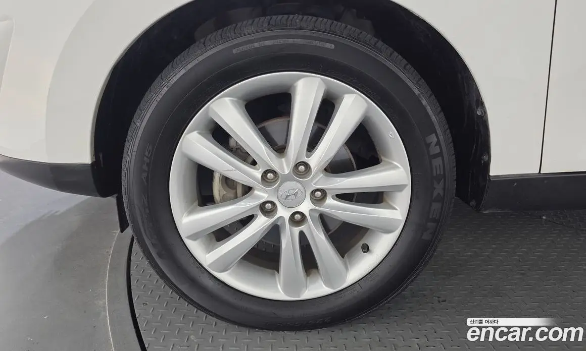Hyundai Tucson 2013 2.0 автомат (гидро), фото 5 Hyundai Tucson 2013 2.0 автомат (гидро), фото 5