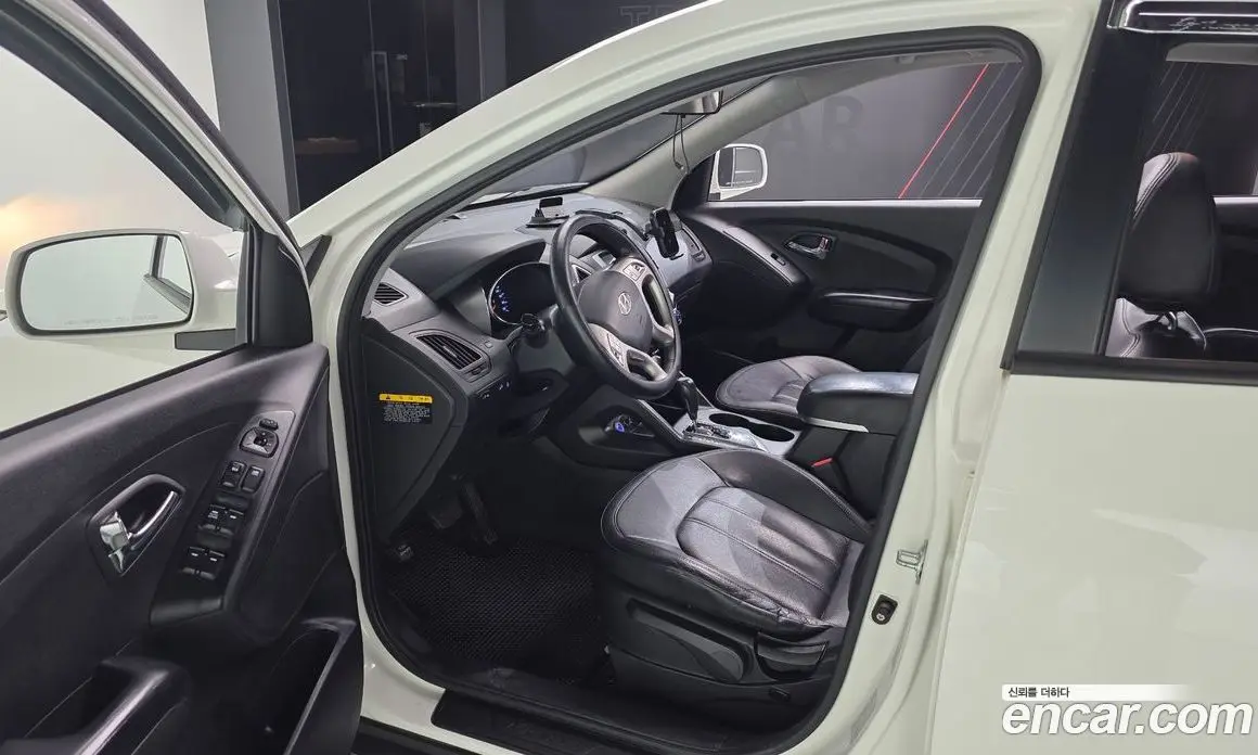 Hyundai Tucson 2013 2.0 автомат (гидро), фото 10 Hyundai Tucson 2013 2.0 автомат (гидро), фото 10