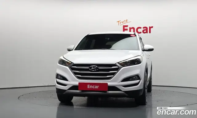 Hyundai Tucson 2016 2.0 автомат (гидро), миниатюра 3